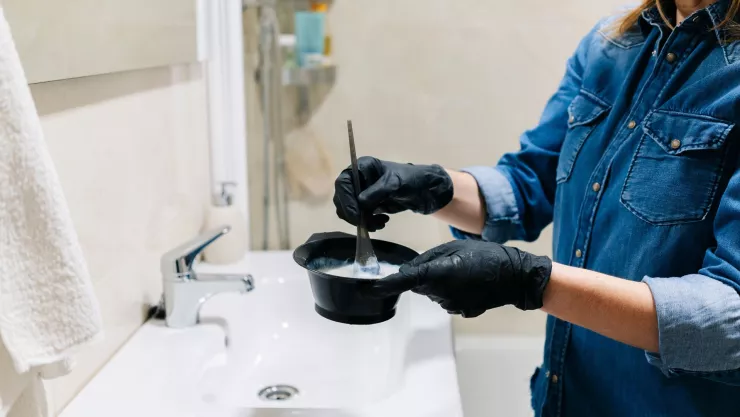 Tinte casero: ¿la solución natural para las canas?