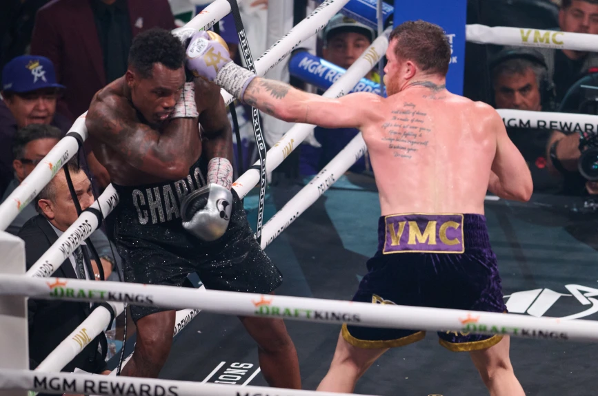 Canelo vs Charlo 11