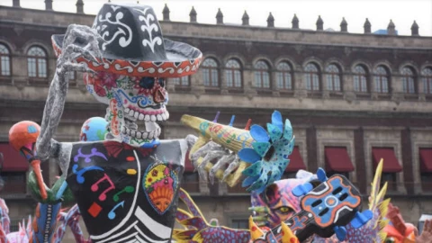 Desfile de Día de Muertos.jpg