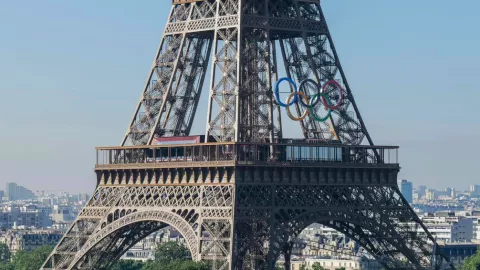 Aros Juegos Olímpicos en Torre Eiffel 2024