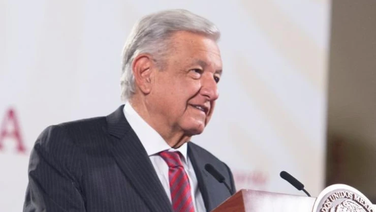 AMLO asegura que relación diplomática con Perú está en pausa