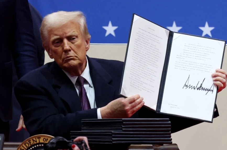 investidura_donald_trump_firma_ordenes_ejecutivas