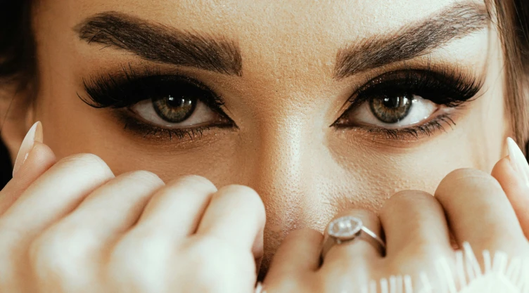 cejas.png