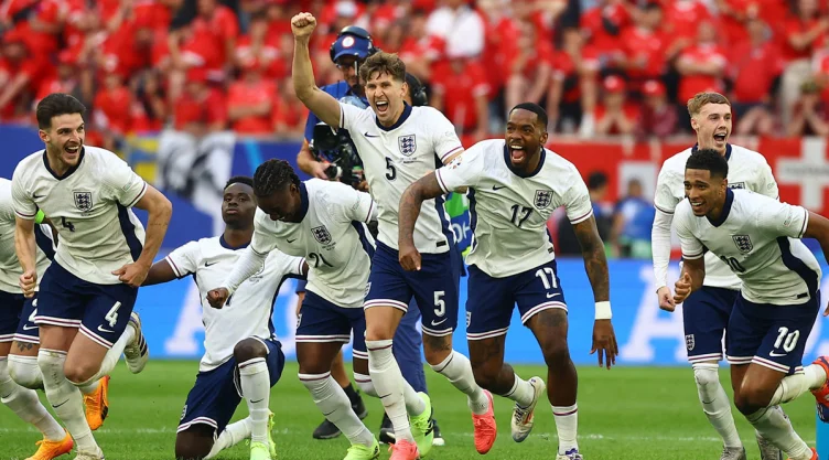 Inglaterra festeja su pase a semifinales