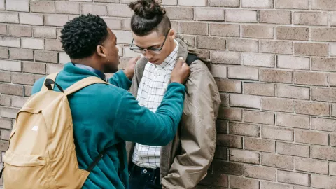 ¡Golpeó a maestra en Puebla! Estudiante envió a docente al hospital