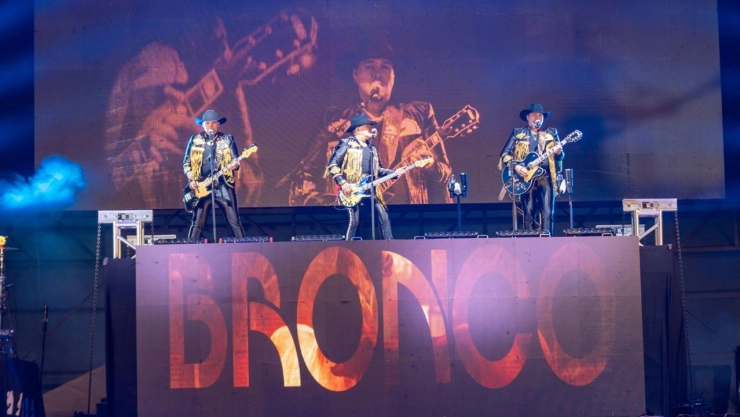 Bronco se iba a presentar en el evento de Máynez.