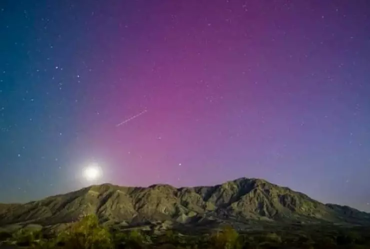 Aurora boreal en BC 10 de mayo