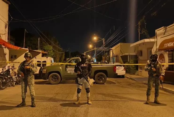 Por presencia de drogas, realizan fuerte movilización en la colonia Esperanza; hay personas detenidas