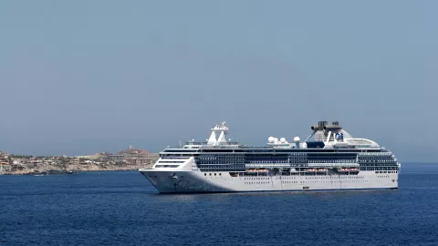 Influencers son expulsados de un crucero de lujo.jpg