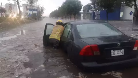Fuertes lluvias en Puebla