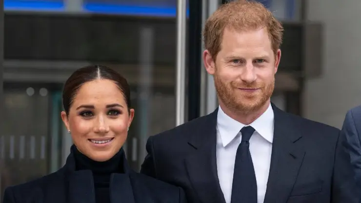 El príncipe Harry junto a su esposa, Meghan Markle.