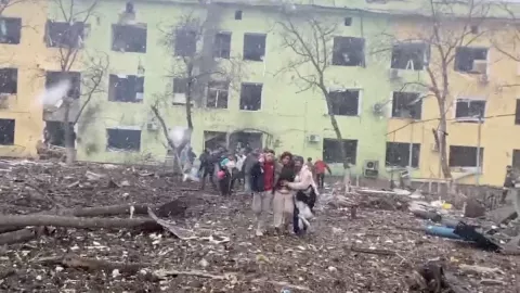 ucrania rusia hospital materno mariupol