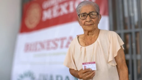 La tarjeta INAPAM ofrece grandes beneficios para adultos mayores de 60 años; uno de ellos es poder conseguir trabajo.