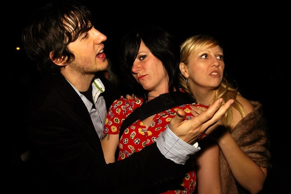 Según un estudio de la Universidad Rutgers, cada vez más personas aceptan la idea de compartir a su pareja y creen en el llamado “poliamor”.