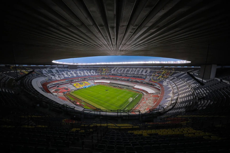 AMLO anuncia sorteo de casa y palco en el Estadio Azteca para el 15 de septiembre