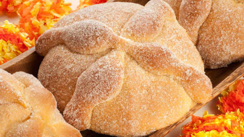 IMSS revela las calorías que contiene el pan de muerto