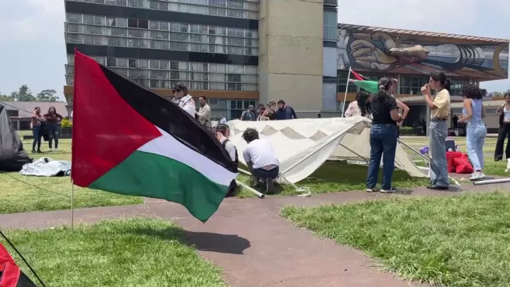 Estudiantes de la UNAM inician plantón en protesta contra guerra en Palestina