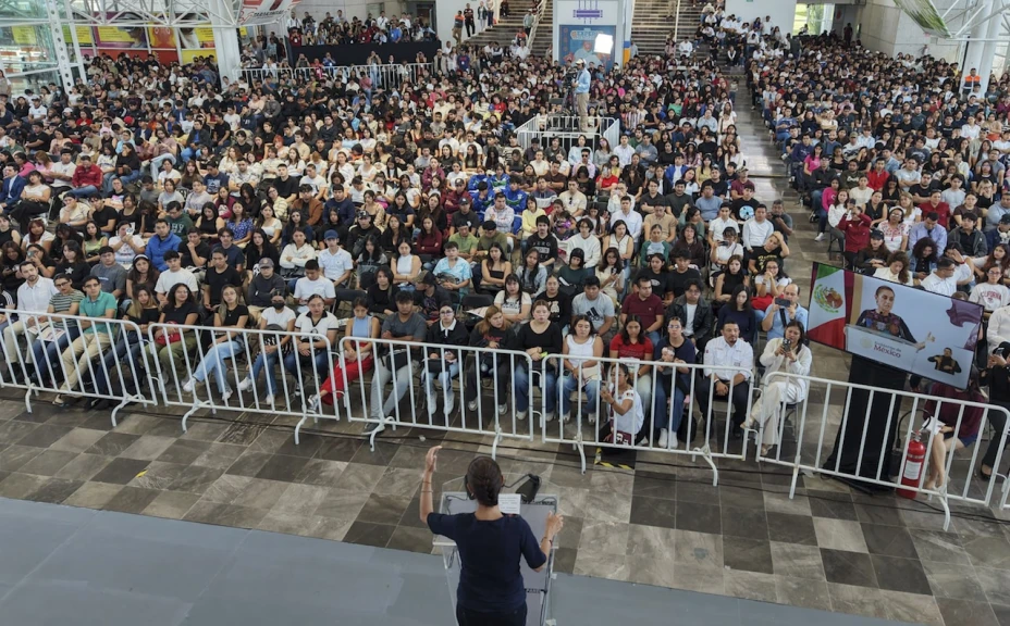 2026-06-06-Jovenes-Construyendo-el-Futuro.-Xalapa-Veracruz-09-JLC.jpg