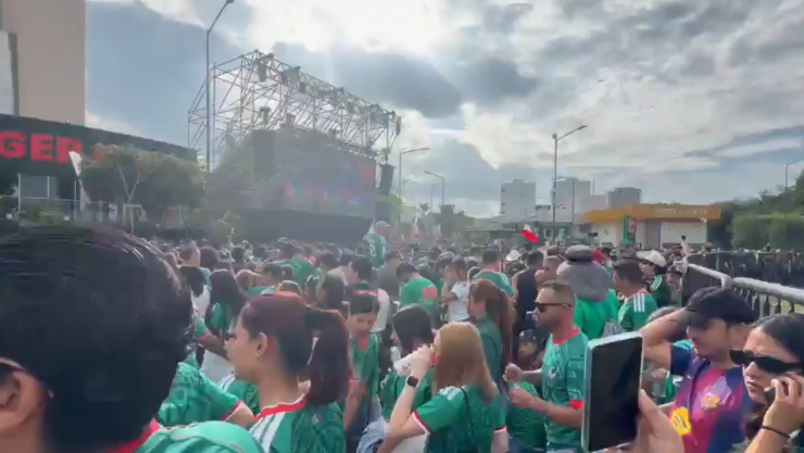 México vs Inglaterra: Objetos prohibidos para los festejos en la glorieta La Minerva en Guadalajara