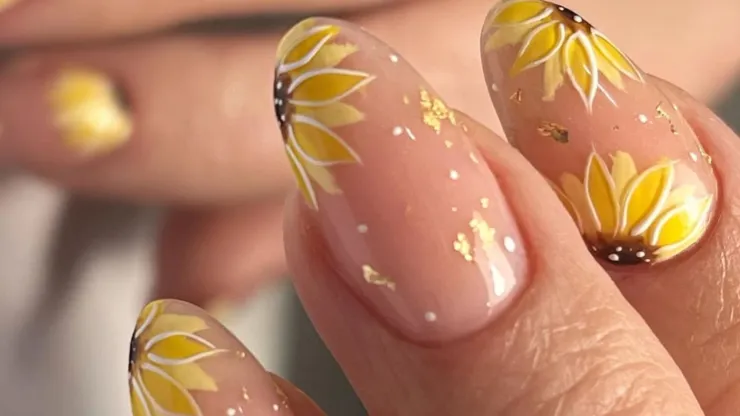 uñas girasoles primavera 2026.jpg