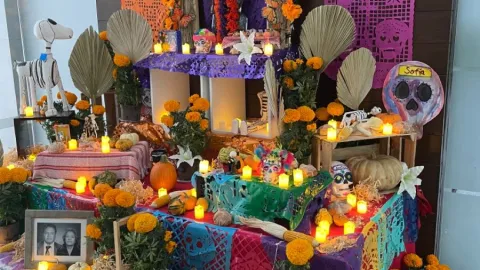 Esto es todo lo que debes de poner en la ofrenda de Día de Muertos