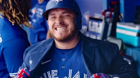 Orgullo tijuanense Alejandro Kirk es el primer mexicano en ser catcher en Juego de Estrellas en Grandes Ligas.