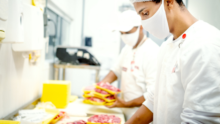 Un académico de Harvard revela el riesgo de las carnes procesadas