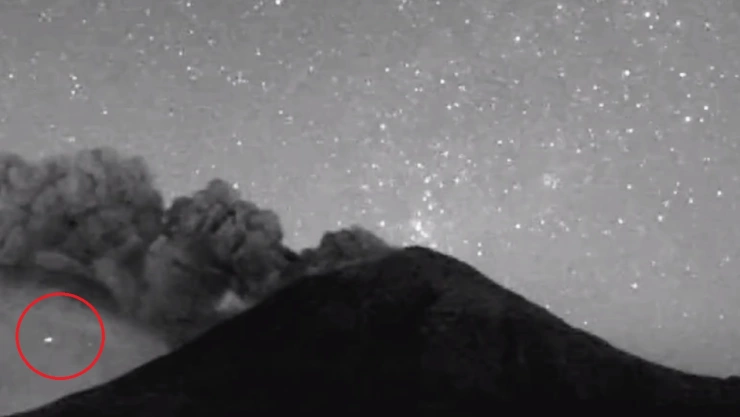 extraño objeto luminoso volcán popocatépetl hoy