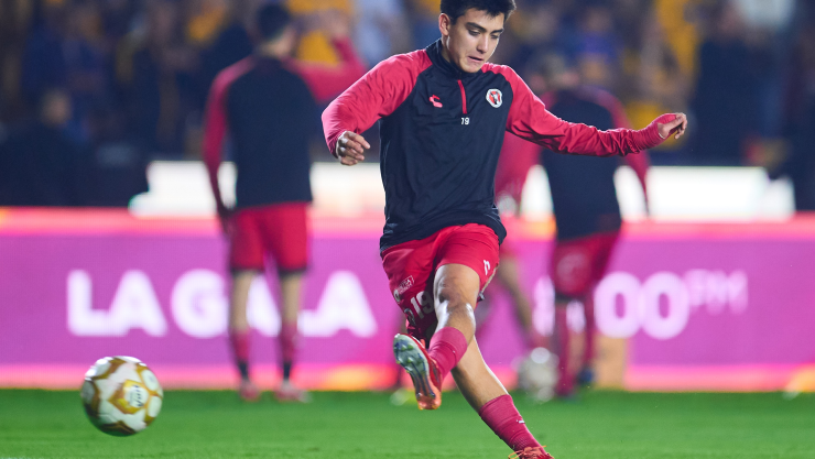 tienen en comun gilberto mora y maximin