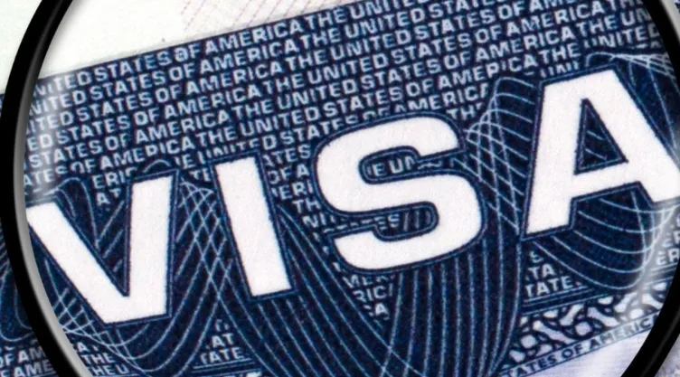 EU restringirá visas por “turismo de nacimiento”.