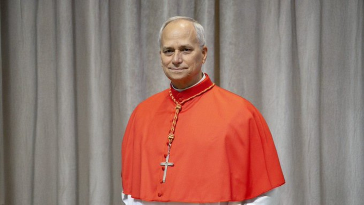 ¿De qué nacionalidad es Robert Francis Prevost, el Papa León XIV.png