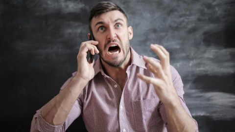 SAT embargue de cuentas.jpg