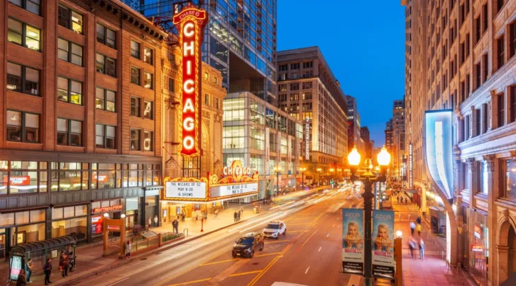 Una de las calles más turísticas de Chicago, en Illinois.