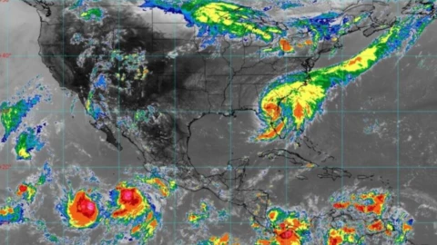 5 Ciclones rodean México