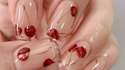 diseños de uñas artisticas con cerezas