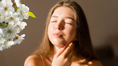 Los 3 errores más comunes que pueden dañarte la piel en la primavera 2026, según la IA.jpg