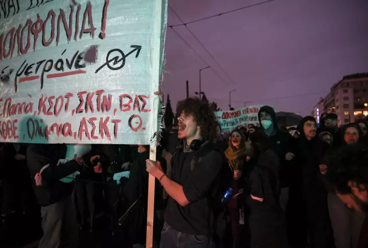 Ya son 56 los muertos por el choque de trenes en Grecia.