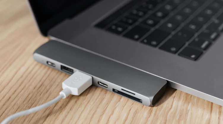 como-compartir-internet-celular-computadora-usb