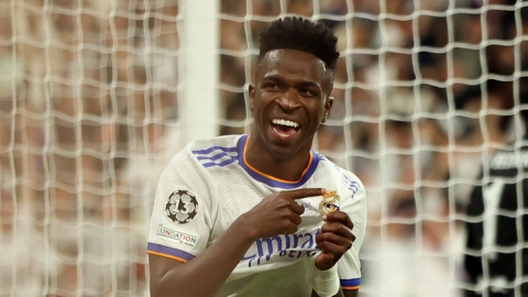 Vinicius celebra el gol de la Champions League ante Liverpool
