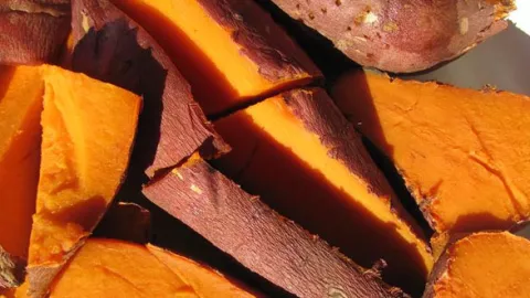 Señalan beneficios del camote para la salud