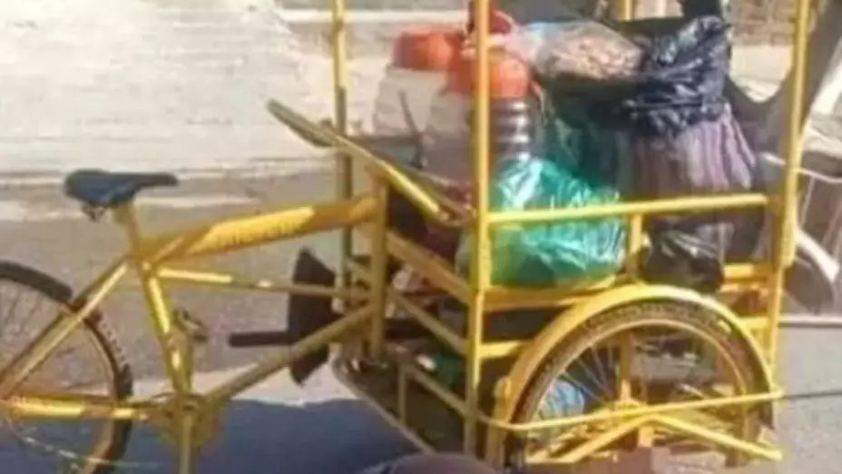 Acapulco vendedora cobro de piso