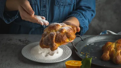 Receta del pan de muerto con ralladura de naranja