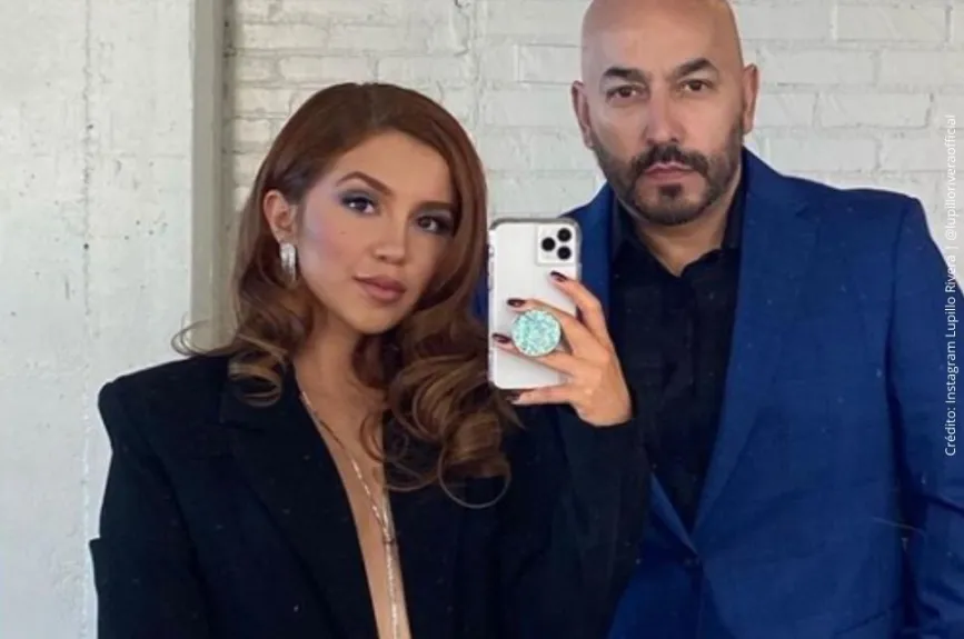 Lupillo Rivera y Giselle Soto muy serios..jpg