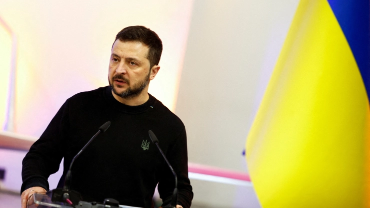 Ucrania podría finalizar guerra con Rusia, si es integrada a la OTAN: Zelensky