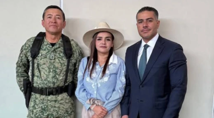 caso-carlos-manzo-harfuch-y-grecia-quiroz-alcaldesa-uruapan-revisan-avances-y-refuerzan-seguridad