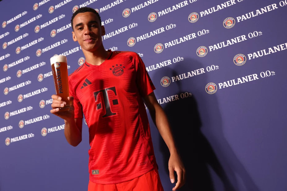 En Alemania es tradición que los futbolistas tomen alcohol luego de ganar algún título local