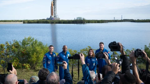 Tripulaci&oacute;n de la misi&oacute;n Artemis II que ir&aacute; a la Luna en febrero 2026.