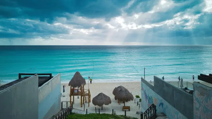 Clima en Cancún hoy_ Pronóstico del tiempo HOY miércoles 23 de abril de 2025.jpg