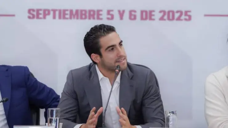 Participa Gino Segura en foro juvenil con propuestas para mejorar la calidad de vida de los jóvenes