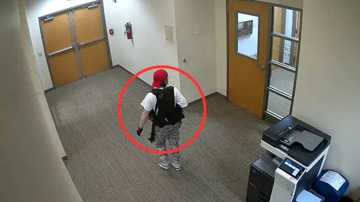 VIDEO Momento del tiroteo en escuela de Tennessee
